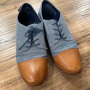 GH Bass women’s oxfords size 10